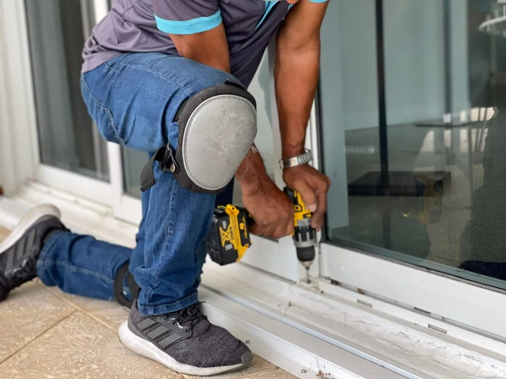 repair of glass doors windows screens and pet doors