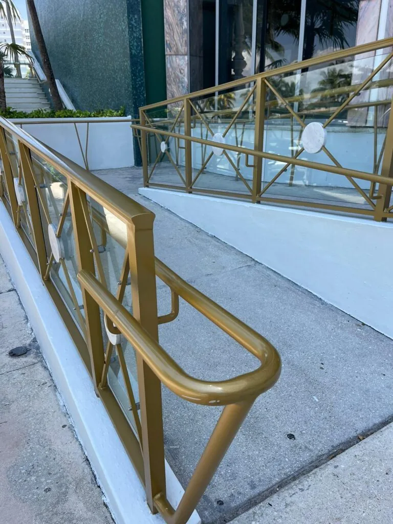 Eletrostatic Painting handrail ok