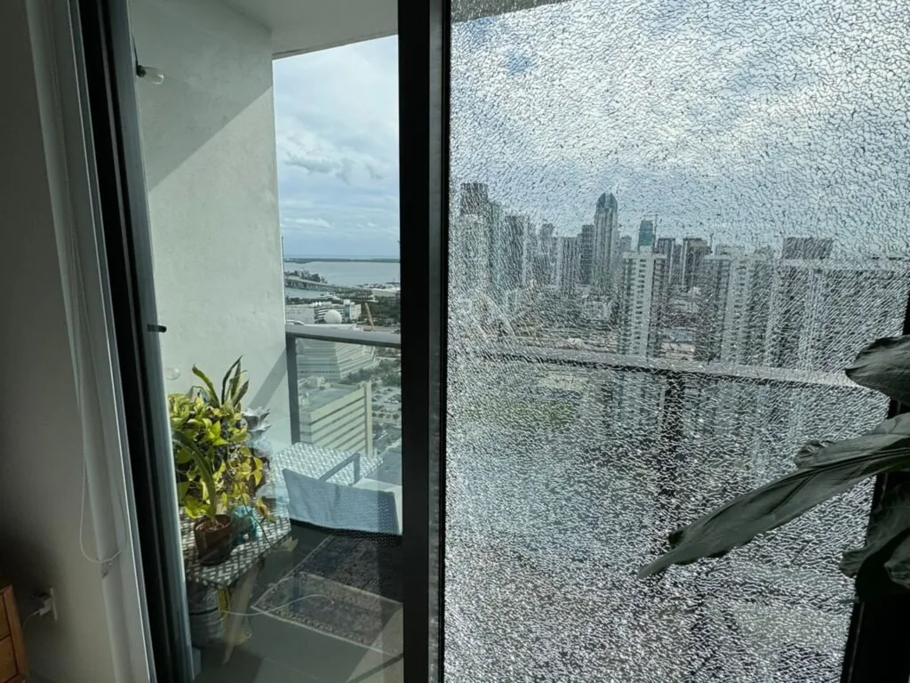 cracked-glass-door-1.webp